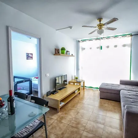 Apartament With Terrace Facing *