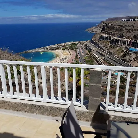 Apartament With Terrace Facing *