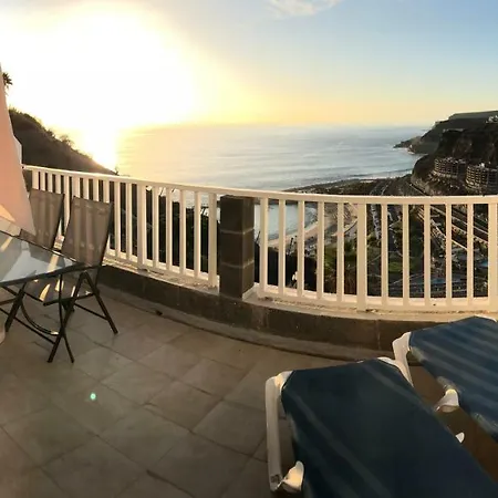 With Terrace Facing Appartement Amadores